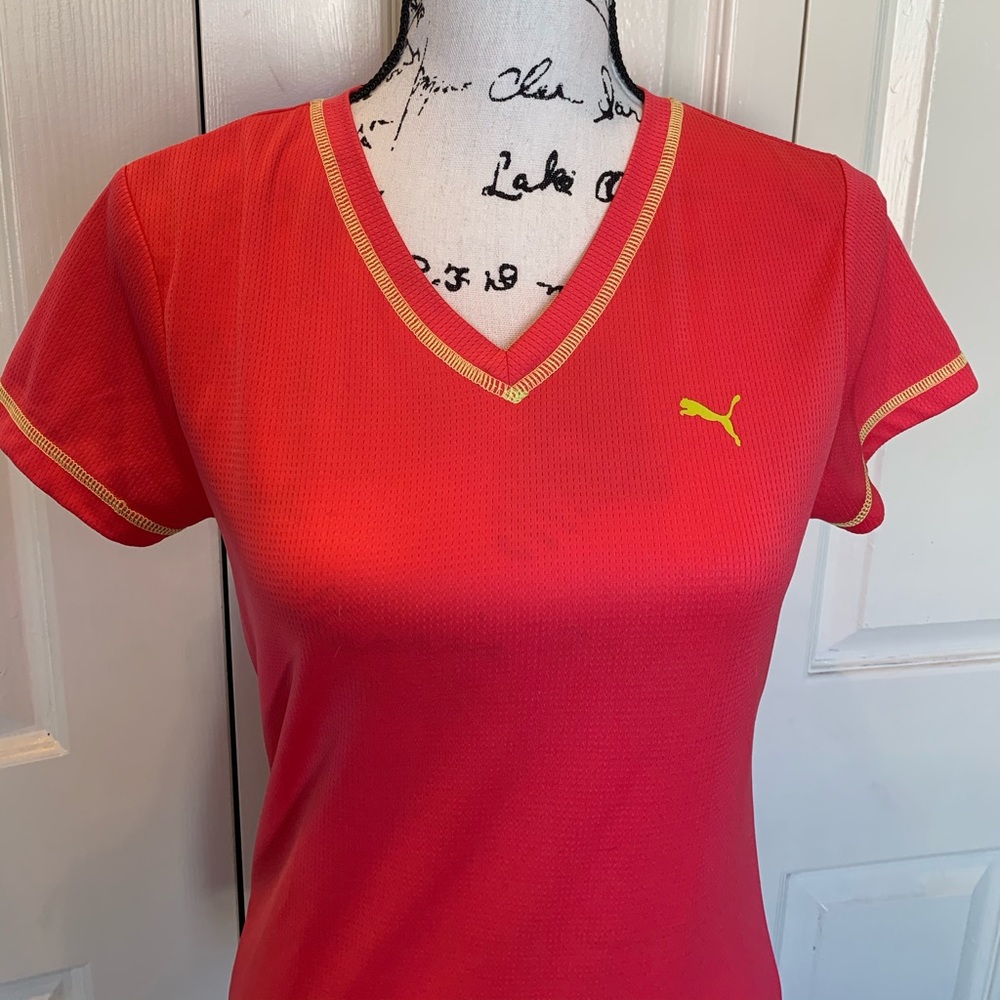 Puma Hot Pink workout top - Picture 2 of 6